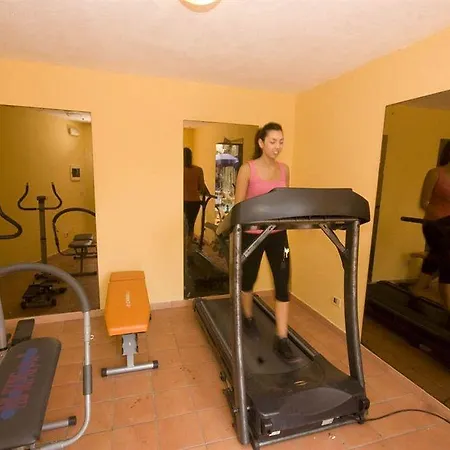 Isola Hotell