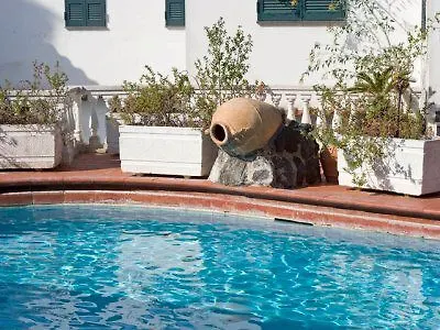 Hotell Isola 4*